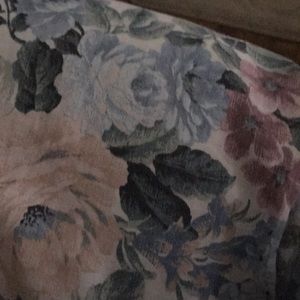 Meet your Posher, Bibi